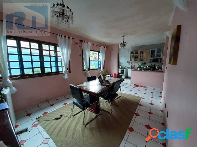 pertinho da Praia, casa no bairro Martim de Sá em