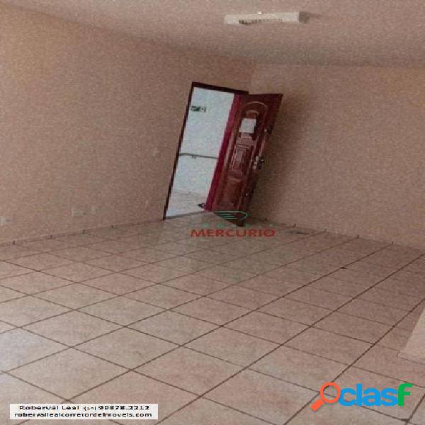 Apartamento com 2 dormitórios próximo ao shopping, Cidade