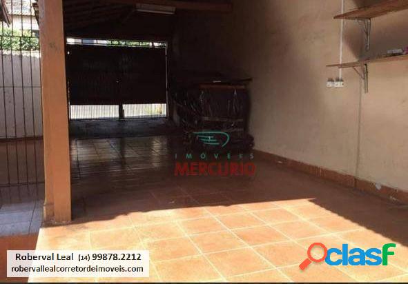 Casa com 2 dormitórios à venda, 200 m² por R$ 396.000,00