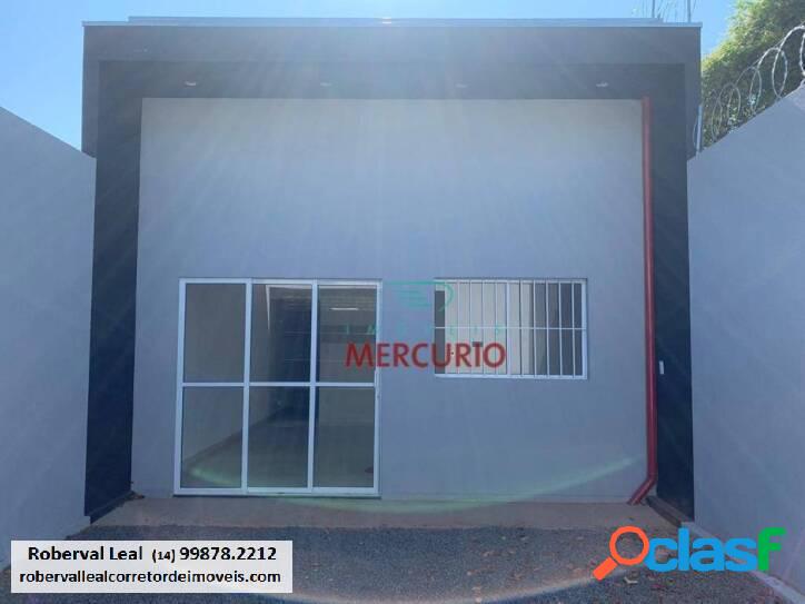 Casa com 2 dormitórios à venda, 55 m² por R$ 240.000,00 -