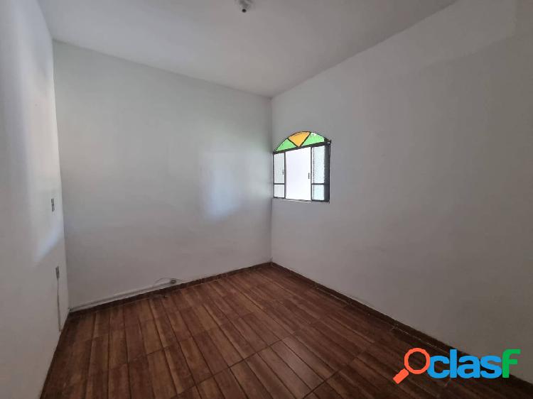 Casa com 2 quartos para alugar 60m² no bairro Marajó BH/MG