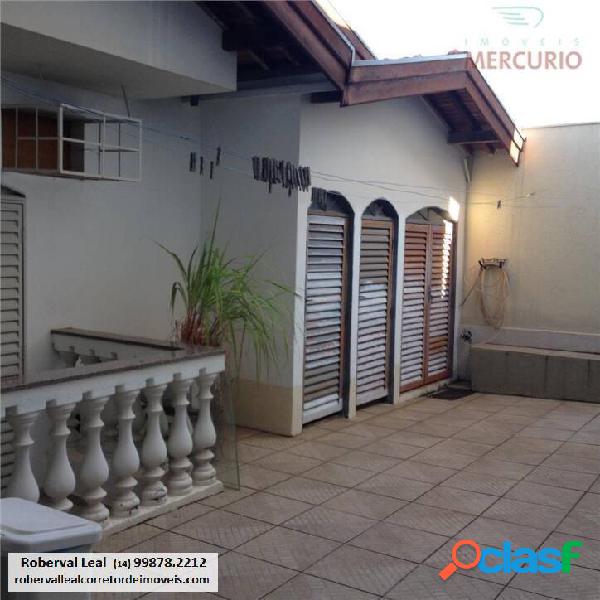 Casa com 3 dormitórios à venda, 342 m² por R$ 750.000,00