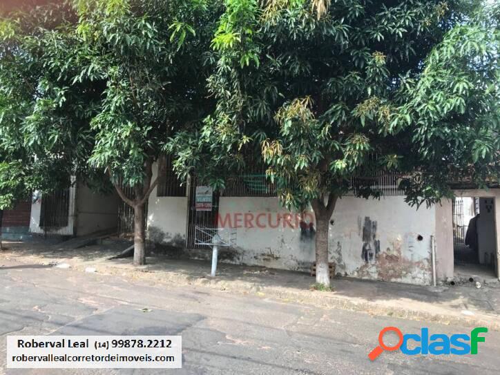 Casa com 3 dormitórios à venda, 571 m² por R$ 330.000,00