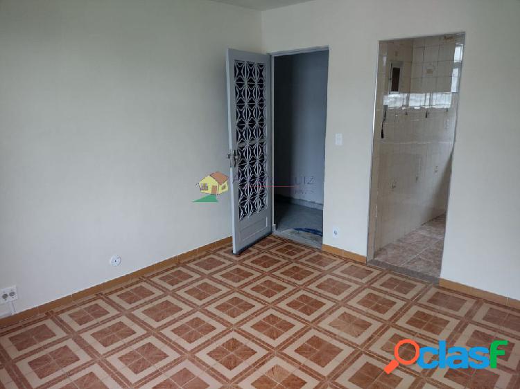 apartamento 2 quartos OLARIA garagem