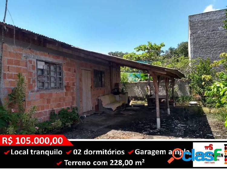 Casa com preço acessível, na praia de Bal. Barra do Sul -