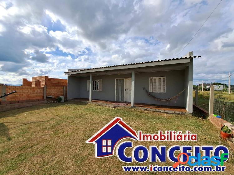 C850 - Residência com 3 dormitórios localizada em região