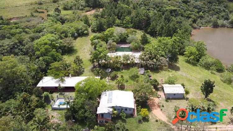 2 hectares de terras com vista panorâmica com energia e