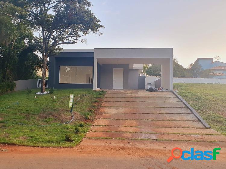 Casa Pronta para Morar - 4 dormitórios - Aceita