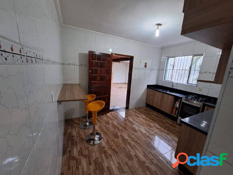 Casa com 2 Quartos e 2 banheiros à Venda, 125 m² REF.200