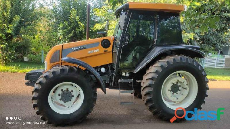 Trator Valtra BM 100 Cabinado 14/15