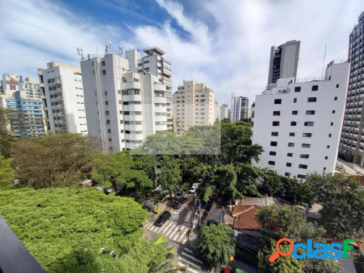 Apartamento com 3 quartos, 274m², para locação em São
