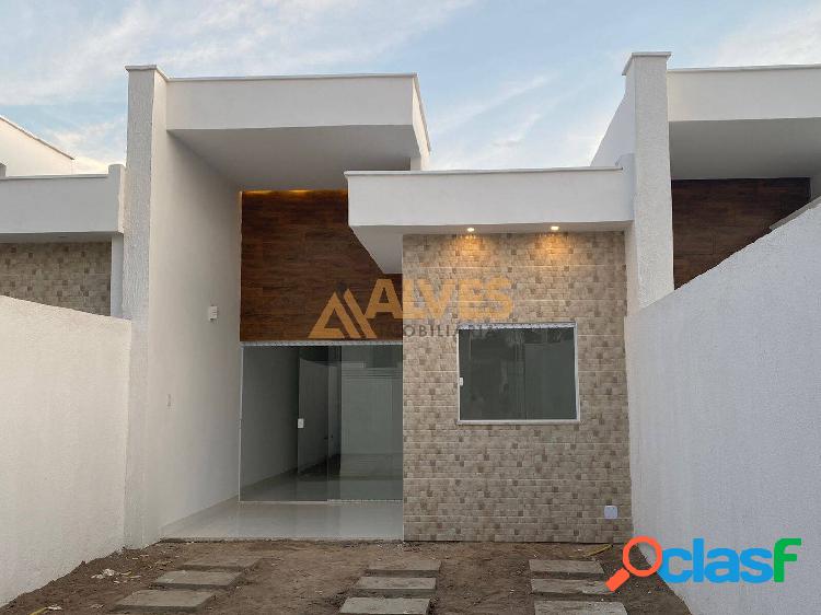 CASA DE 3/4 SENDO 1 SUÍTE E PÉ DIREITO ALTO