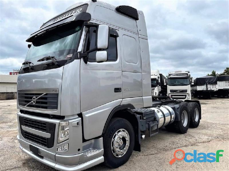 Caminhão Volvo FH 500