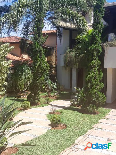 Casa com 5 dormitórios, 701 m² - venda por R$ 2400.000