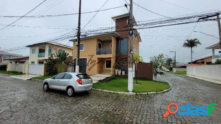 Casa em Condomínio Fechado com 370 m² de área construída