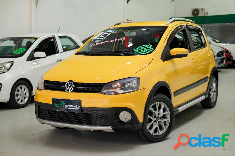 VOLKSWAGEN CROSSFOX 1.6 MI TOTAL FLEX 8V 5P AMARELO 2013 1.6