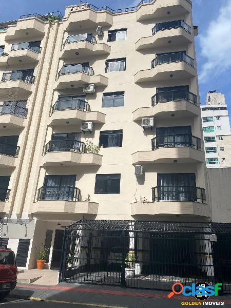 APARTAMENTO 2 DORMITÓRIOS NO CENTRO DE BALNEARIO CAMBORIU