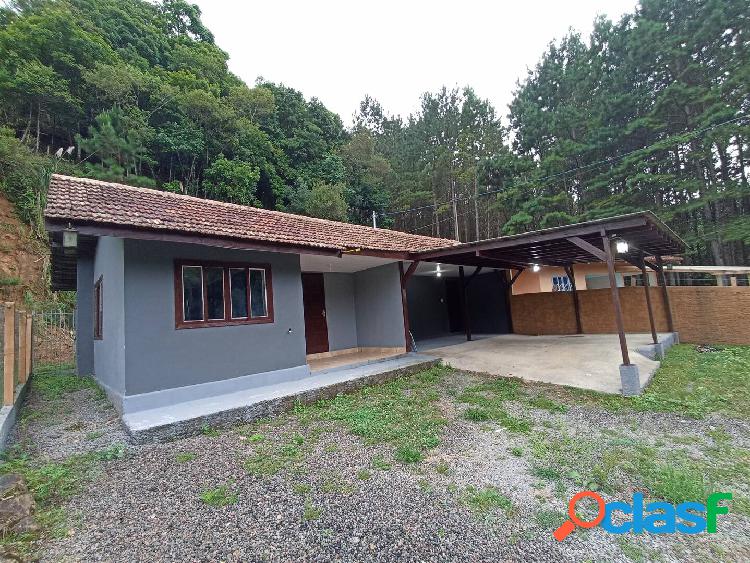 CASA COM 2 DORMITÓRIOS