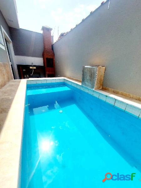 Casa com piscina, condomínio em Itanhaém, 2 dormitórios,