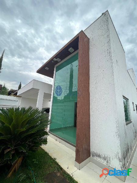 Excelente Casa com Hidromassagem e Piscina a Venda Anápolis