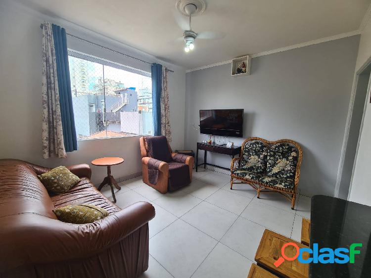 APARTAMENTO REFORMADO LADO PRAIA C/ BAIXA MANUNTENÇÃO