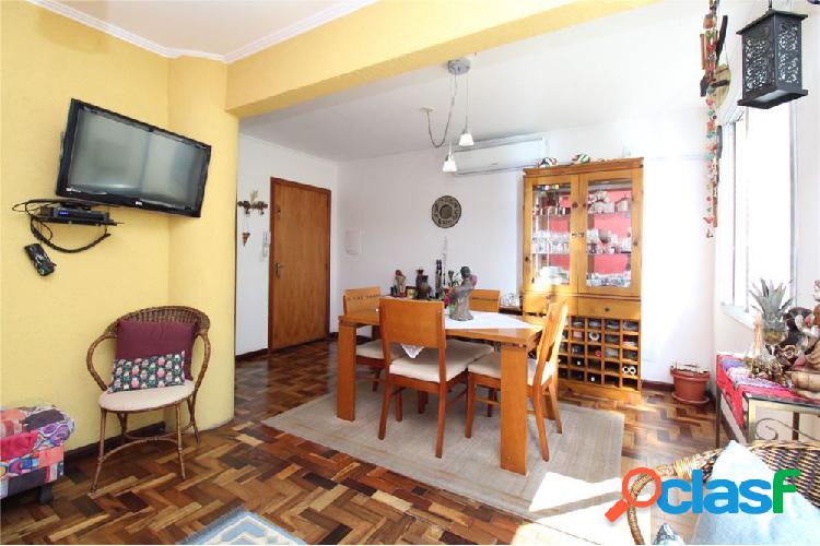 Apartamento com 1 quarto, 67m², à venda em Porto Alegre,