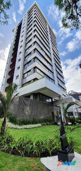 Apartamento com 3 quartos, 125,33m², à venda em Porto
