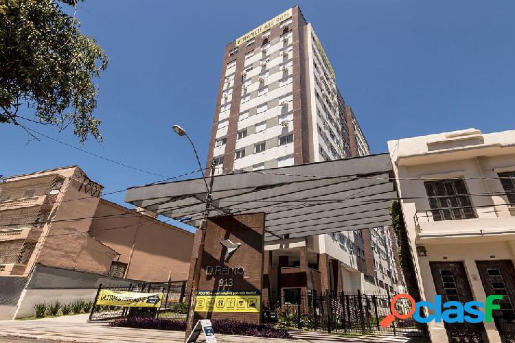 Apartamento com 3 quartos, 79m², à venda em Porto Alegre,