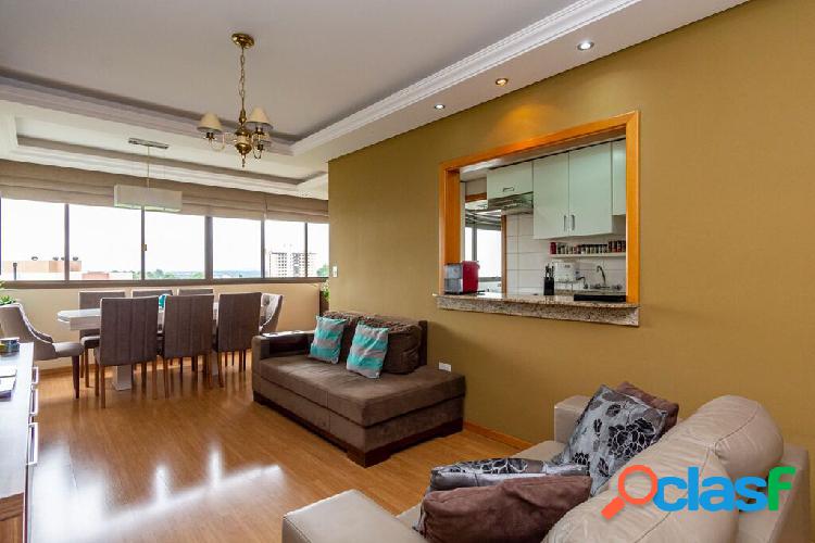 Apartamento com 3 quartos, 94m², à venda em Porto Alegre,