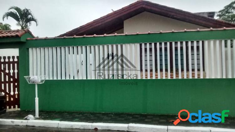 CASA A VENDA NO SUARÃO A 200M DO MAR - ITANHAEM /SP.