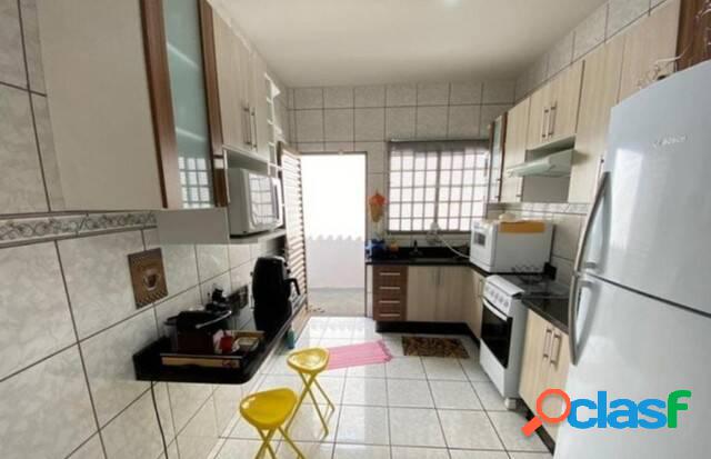 Casa - Bairro Vila Cloris em Belo Horizonte