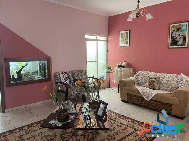 Casa a venda 4 dorm. no bairro São Quirino - Vila Nogueira