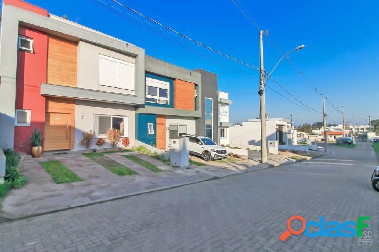Casa com 3 quartos, 140m², à venda em Porto Alegre, Aberta