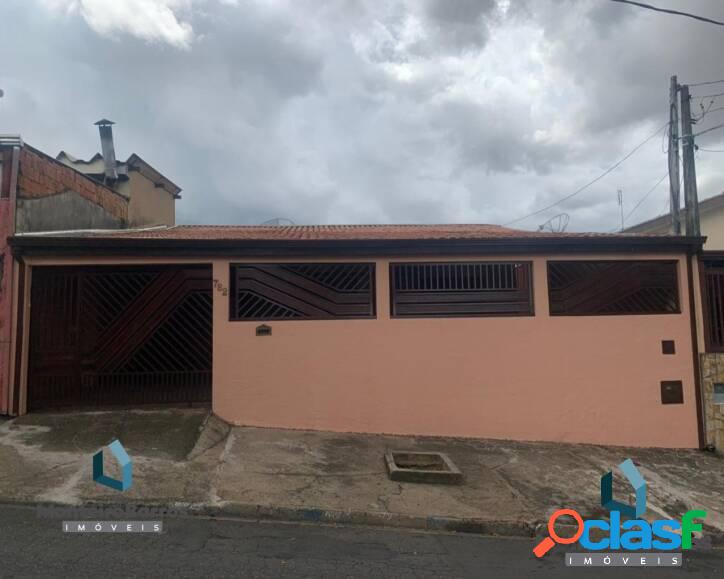 Casa comercial a venda 3 dorm. Av. Carlos Lacerda - Jd.