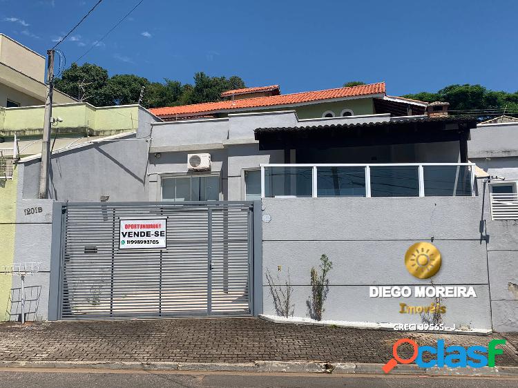 Casa à venda em Atibaia com 2 dormitórios