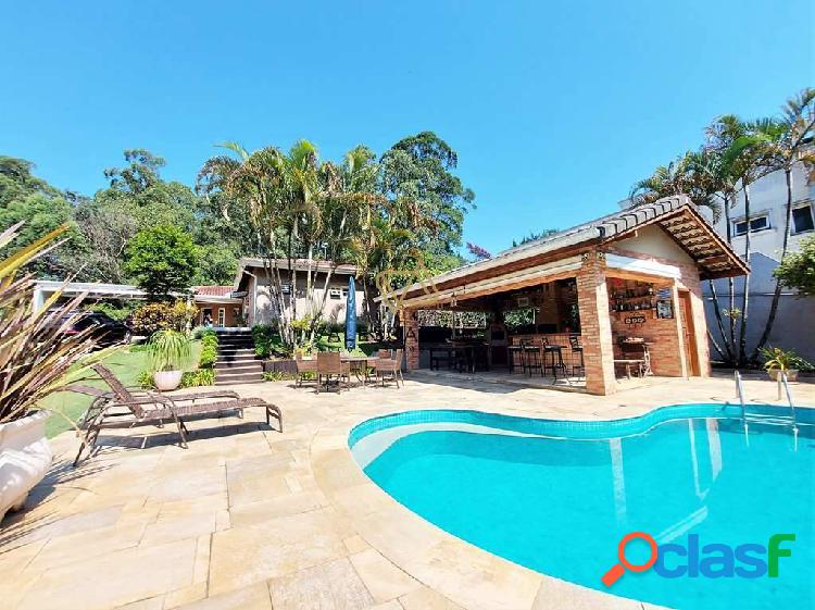Cond. Palos Verdes - 5 dorms / 4 sts, gourmet, piscina!