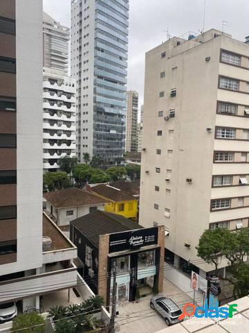 Excelente apartamento com mobilias a duas quadras da praia