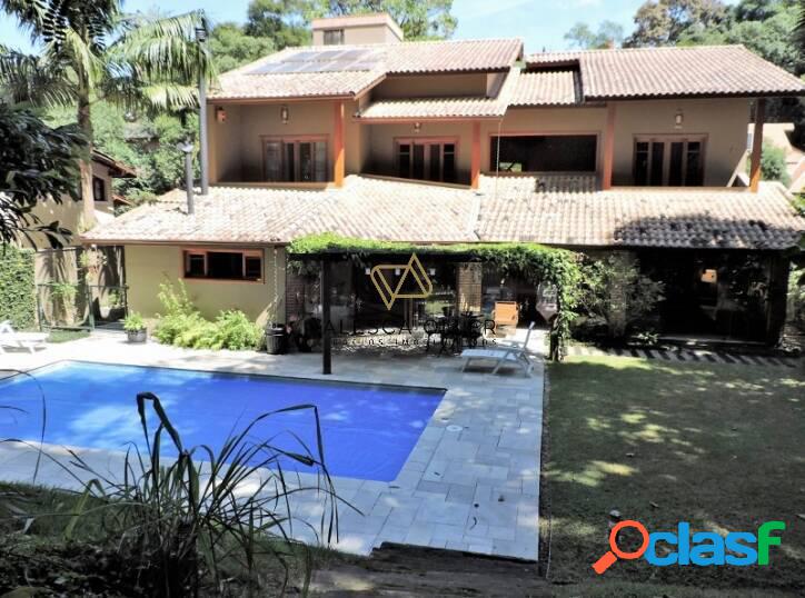 Forest Hills - Casa especial com piscina, gourmet e ntureza