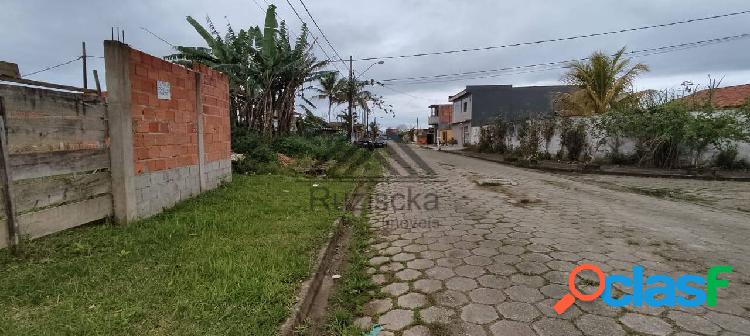 TERRENO A VENDA EM ITANHAEM COM 263M² A 150M DO MAR.