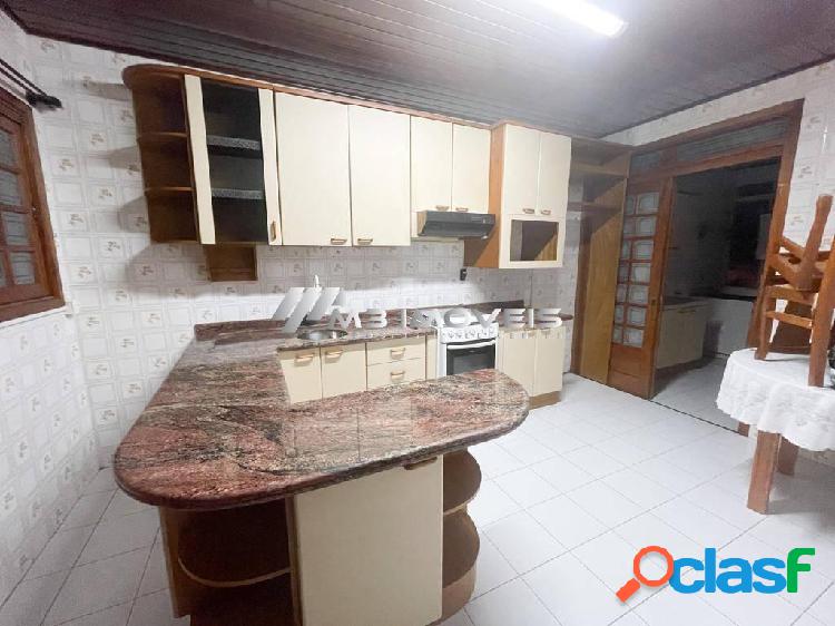 APARTAMENTOSEMI MOBILIADO NO CINQUENTENARIO