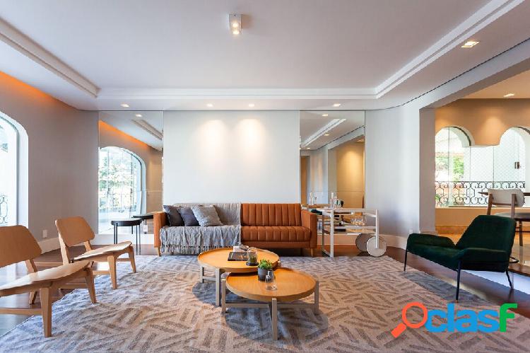 Apartamento com 2 quartos, 216m², à venda