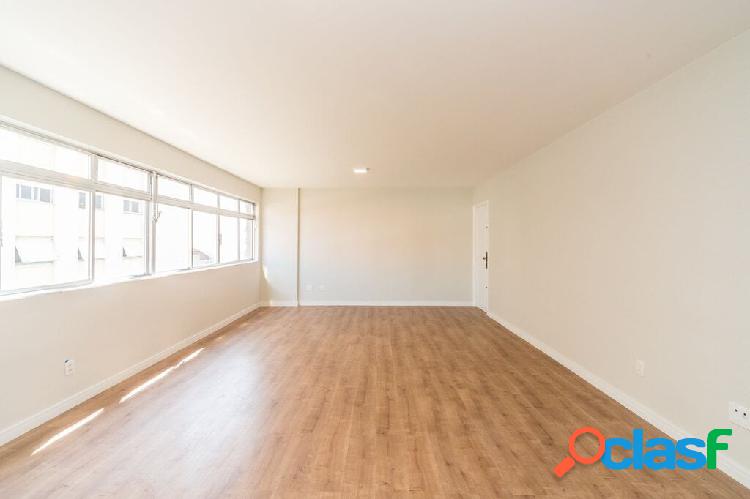 Apartamento com 3 quartos, 158m², à venda