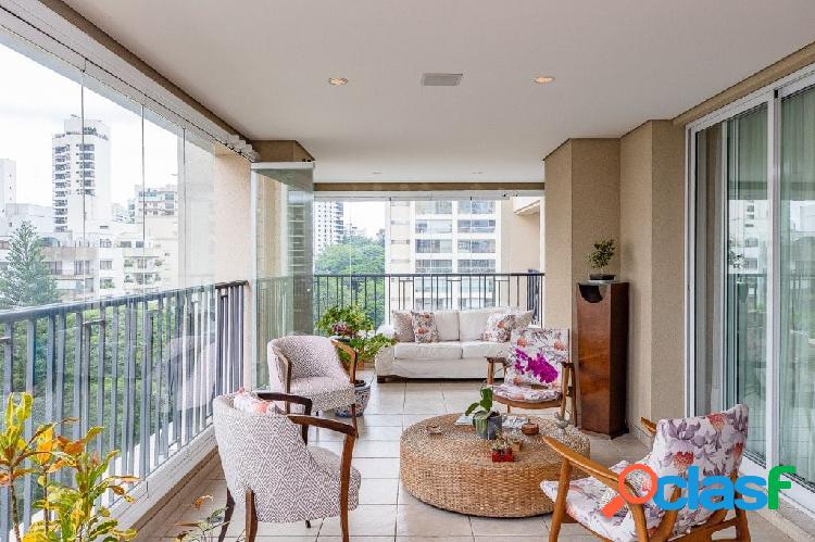 Apartamento com 4 quartos, 223m², à venda