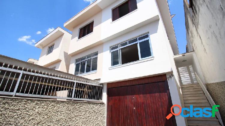 Casa com 3 quartos, 150m², à venda