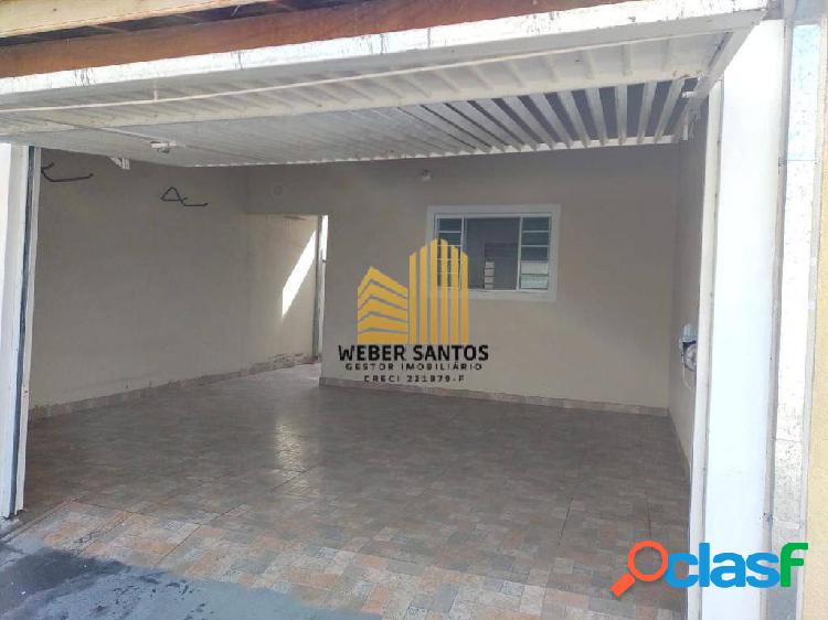 Casa com 80m² e 2 Dormitórios na Eugênio de Mello em