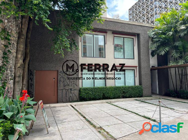 Casa comercial com 300m², 7 salas na Av. Cidade Jardim para