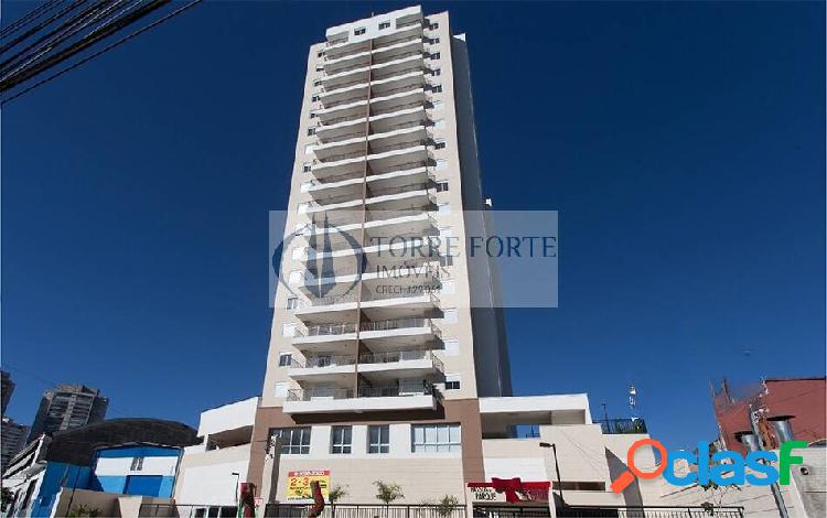 OPORTUNIDADE Lindo apartamento 3 domitórios, varanda e 2