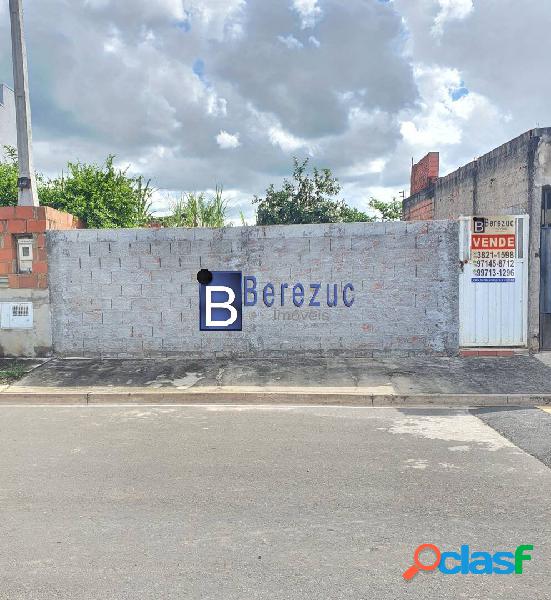 Terreno com 175 m²