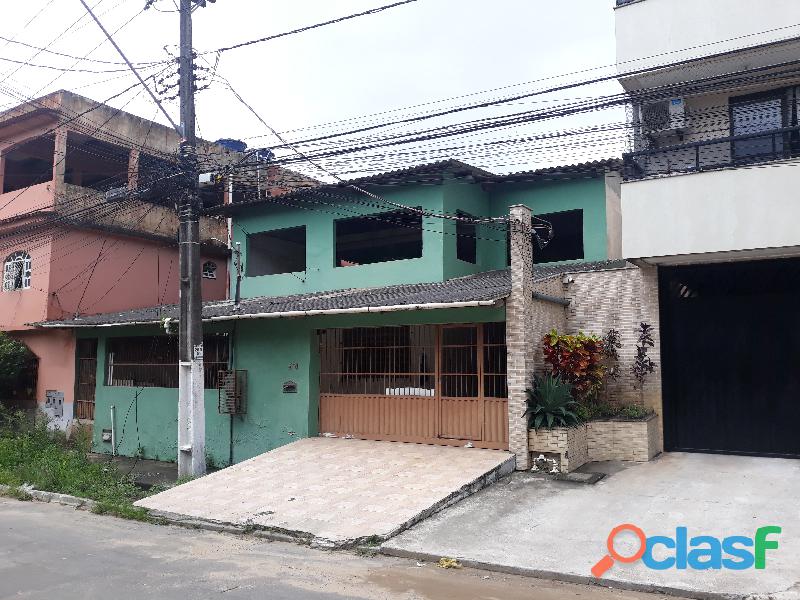 Vendo excelente casa em Vila Velha