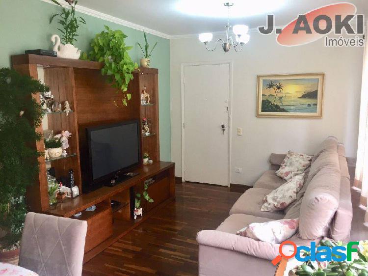Apartamento para venda tem 87 m² com 3 quartos em